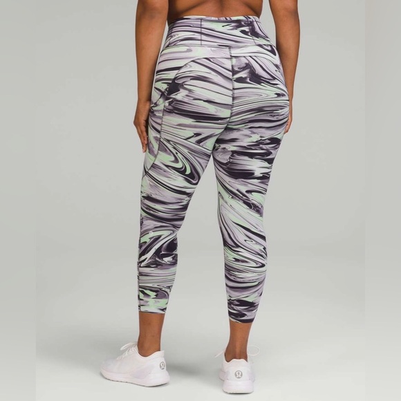 Lululemon Fast & Free High-Rise Tight - Picture 2 of 11